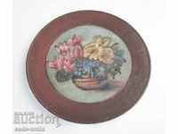 Old picture drawing flowers oil on wooden plate